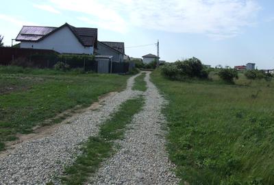 Teren Construcții intravilan de 580 mp, în Domnești - 2