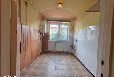 Apartament cu 3 camere în Central - 3