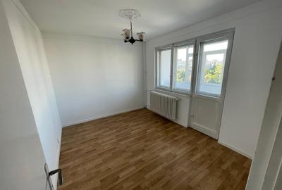 Apartament cu 3 camere semidecomandat în Drumul Taberei - 11