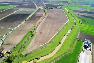 Teren Construcții intravilan de 126800 mp, în Stupini - 11
