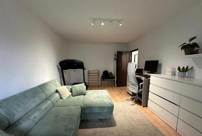 Apartament cu 3 camere decomandat, mobilat în Plopilor
