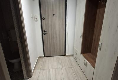Garsonieră decomandată în Central