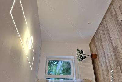 Apartament cu 3 camere decomandat în Hunedoara - 8