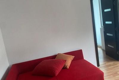 Apartament cu 3 camere nedecomandat în Central