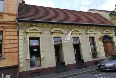 Spațiu comercial, de 430 mp, în Central - 2