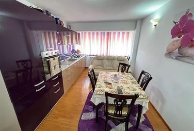 Apartament cu 3 camere decomandat, mobilat în Sud - 2