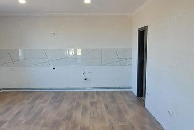 Casă cu 3 camere cu Teren 510 Mp în Leș - 1