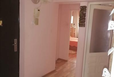 Apartament cu 2 camere decomandat în Central - 1