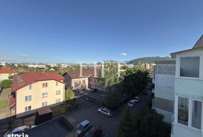 Apartament cu 2 camere în Tractorul