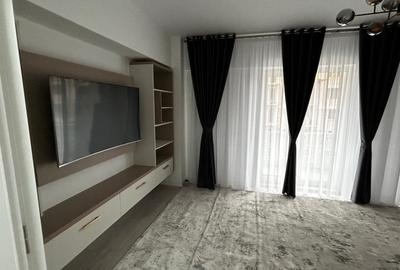 Apartament cu 2 camere decomandat în Exterior Vest