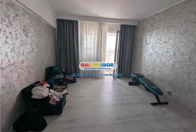 Apartament cu 3 camere decomandat în Rahova