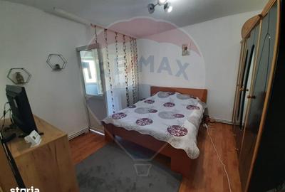 Apartament cu 2 camere, mobilat în Central