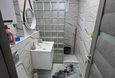 Apartament cu 2 camere în Micro 15 - 4