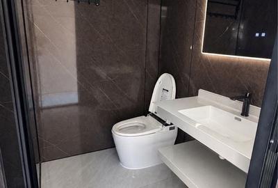 Casă cu 2 camere în Central