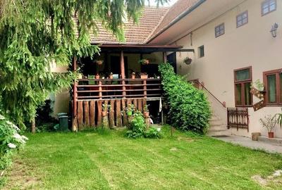 Casă individuală cu 8 camere cu Canalizare în Șercaia - 19
