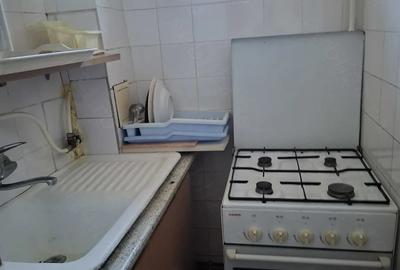 Garsonieră decomandată în Govândari