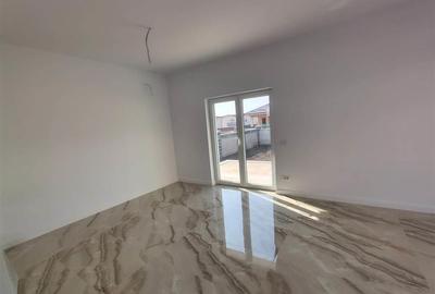 Casă individuală cu 4 camere cu Canalizare în Burdujeni - 2