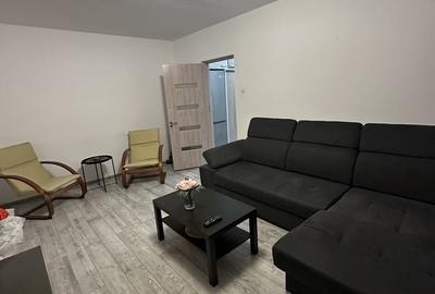 Apartament cu 2 camere decomandat în Baba Novac
