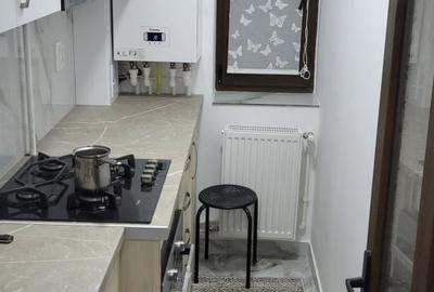 Garsonieră decomandată în Central - 6