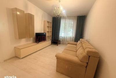 Apartament cu 3 camere semidecomandat în Floreasca