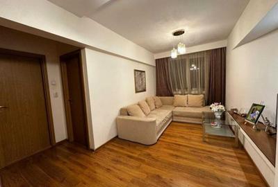 Apartament cu 3 camere decomandat în Tineretului - 2