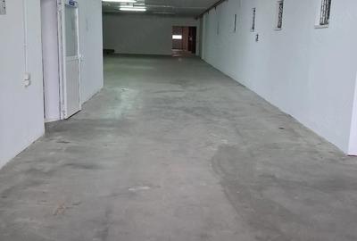 Spațiu comercial, de 760 mp, în Central - 6