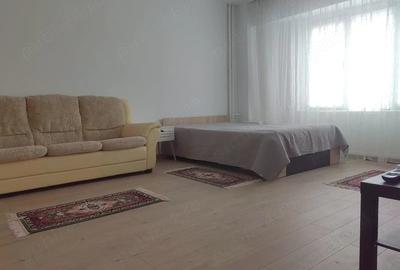 Garsonieră decomandată în Exterior Vest