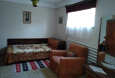 Casă cu 4 camere în Central - 6