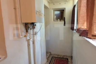 Apartament cu 3 camere decomandat în Micro 4 - 1