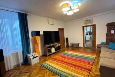 Penthouse cu 4 camere circular, mobilat în Schei - 8