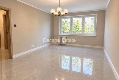 Apartament cu 3 camere semidecomandat în Berceni