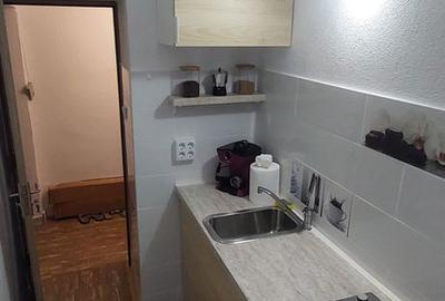 Garsonieră decomandată în Central - 10
