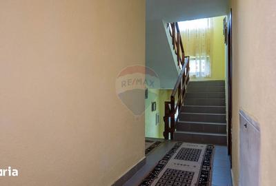 Casă cu Teren 1348 Mp în Dăești - 13