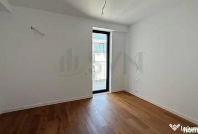 Apartament cu 3 camere decomandat în Cotroceni