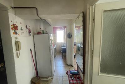 Apartament cu 2 camere decomandat în Tătărași