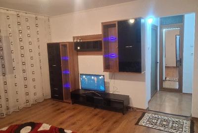 Apartament cu 3 camere semidecomandat în Central - 3