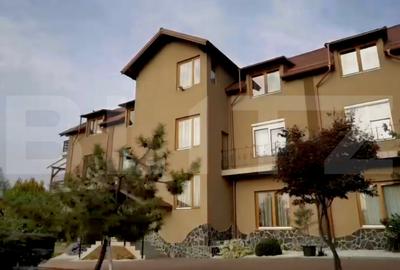 Apartament cu 3 camere decomandat, mobilat în Central