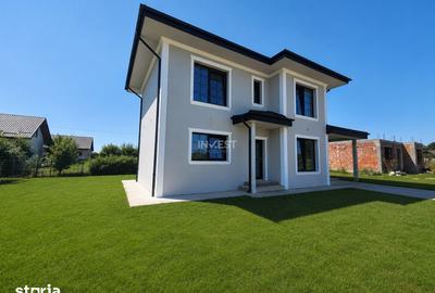 Casă cu 4 camere cu Teren 370 Mp în Miroslava
