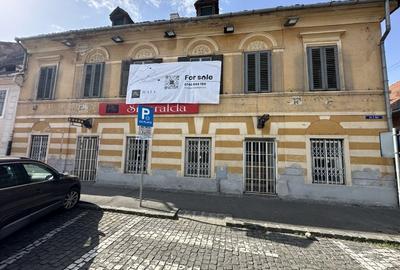 Casă individuală cu 24 camere cu Canalizare în Ultracentral - 1