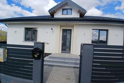 Casă cu 3 camere în Paltin - 5