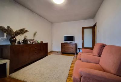 Apartament cu 3 camere decomandat, mobilat în Delfinariu - 4
