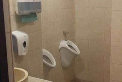 Spațiu comercial, de 325 mp, în Central - 7