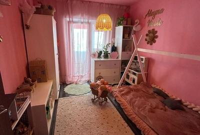 Apartament cu 4 camere decomandat în Central - 4