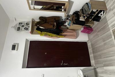 Apartament cu 2 camere semidecomandat în Baicului