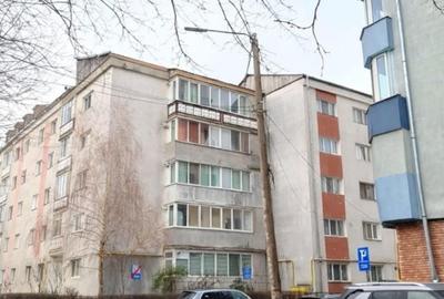 Apartament cu 2 camere decomandat în Central - 3
