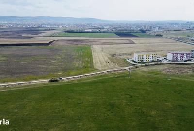 Spațiu comercial, în Vest