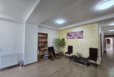 Spațiu comercial, de 15 mp, în Mihai Bravu
