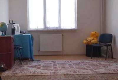 Apartament cu 3 camere în Precista - 14