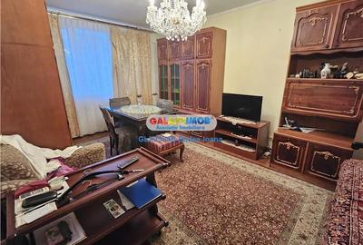 Apartament cu 4 camere decomandat în Titan - 2
