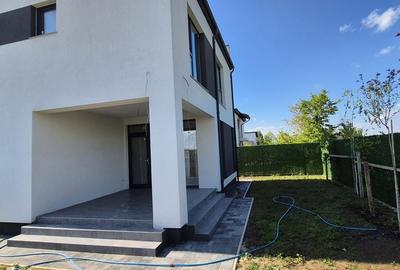 Casă cu 4 camere în Dumbrăveni - 4